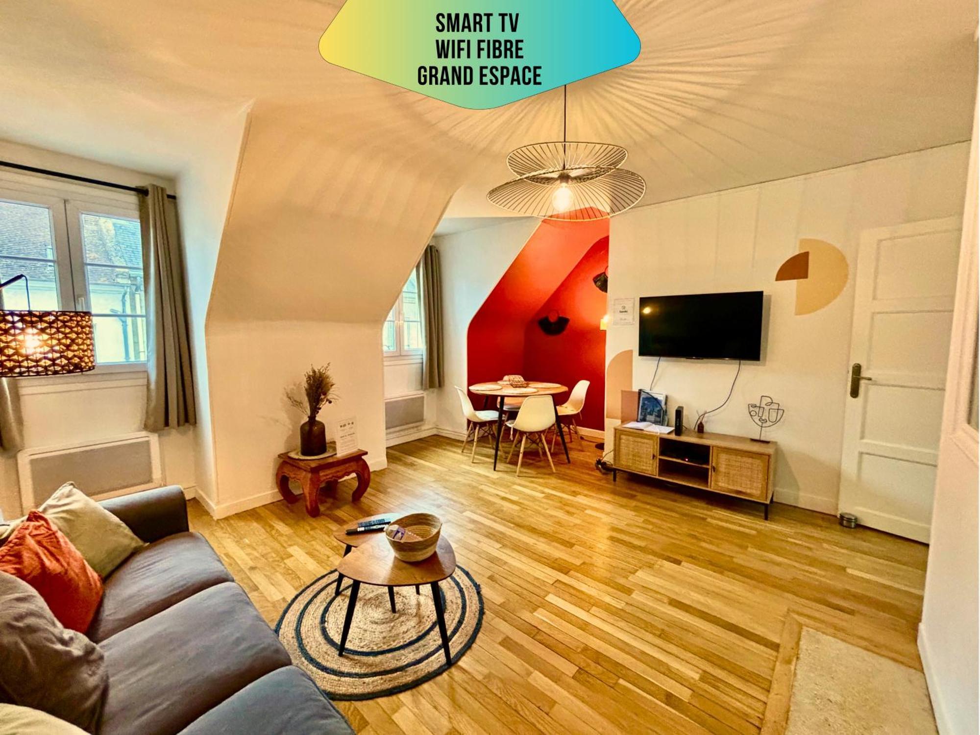 Le Corneille - Ideal Pros & Couples - Centre Historique - Chateau 5Min - Gare 10Min - Au Calme - Fibre กงเปียญ ภายนอก รูปภาพ