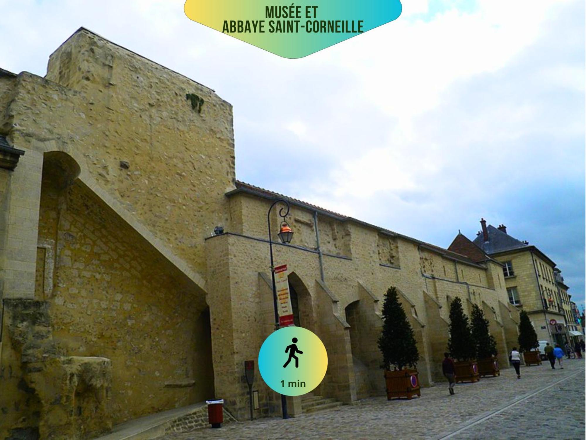 Le Corneille - Ideal Pros & Couples - Centre Historique - Chateau 5Min - Gare 10Min - Au Calme - Fibre กงเปียญ ภายนอก รูปภาพ