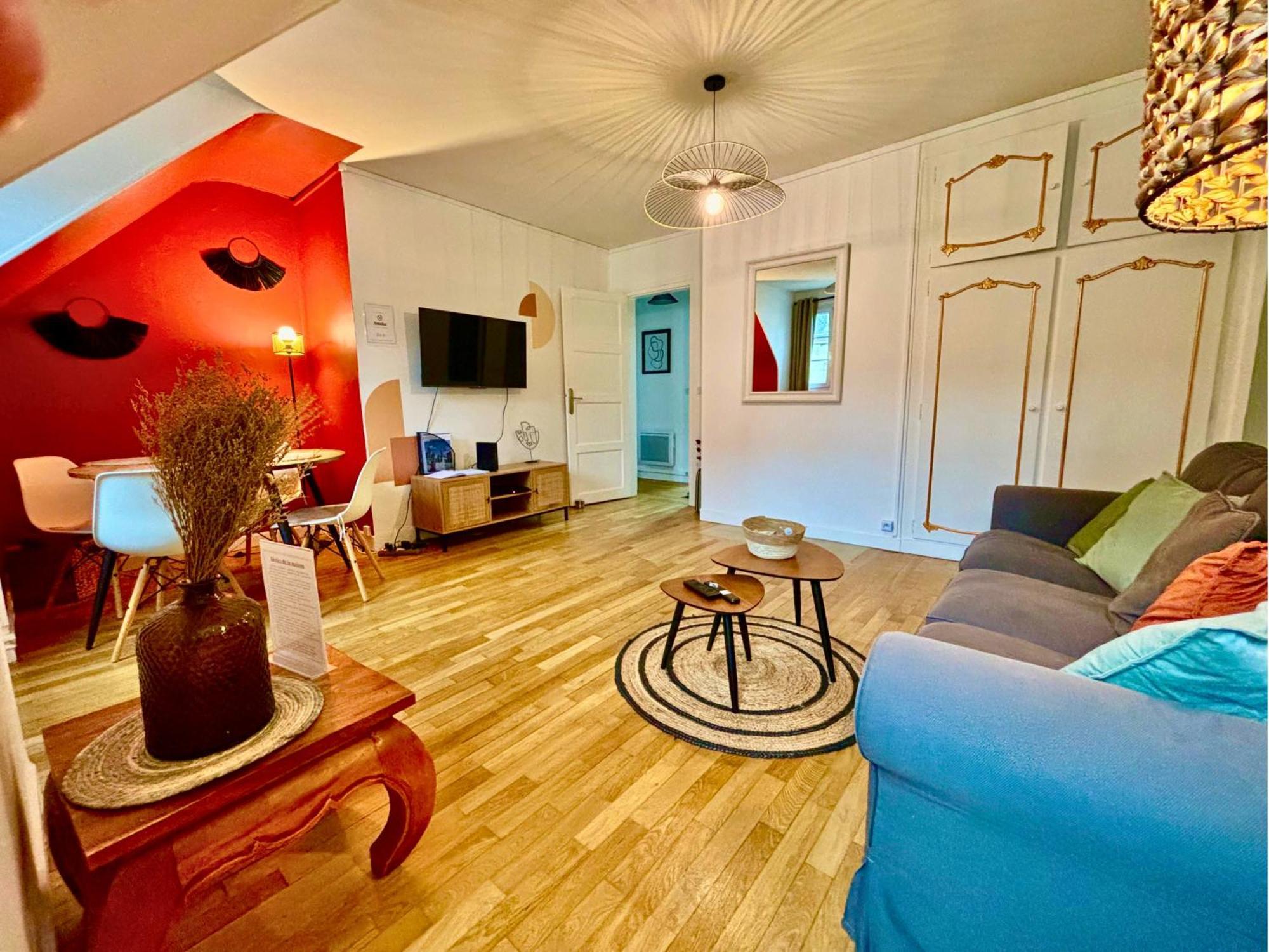 Le Corneille - Ideal Pros & Couples - Centre Historique - Chateau 5Min - Gare 10Min - Au Calme - Fibre กงเปียญ ภายนอก รูปภาพ